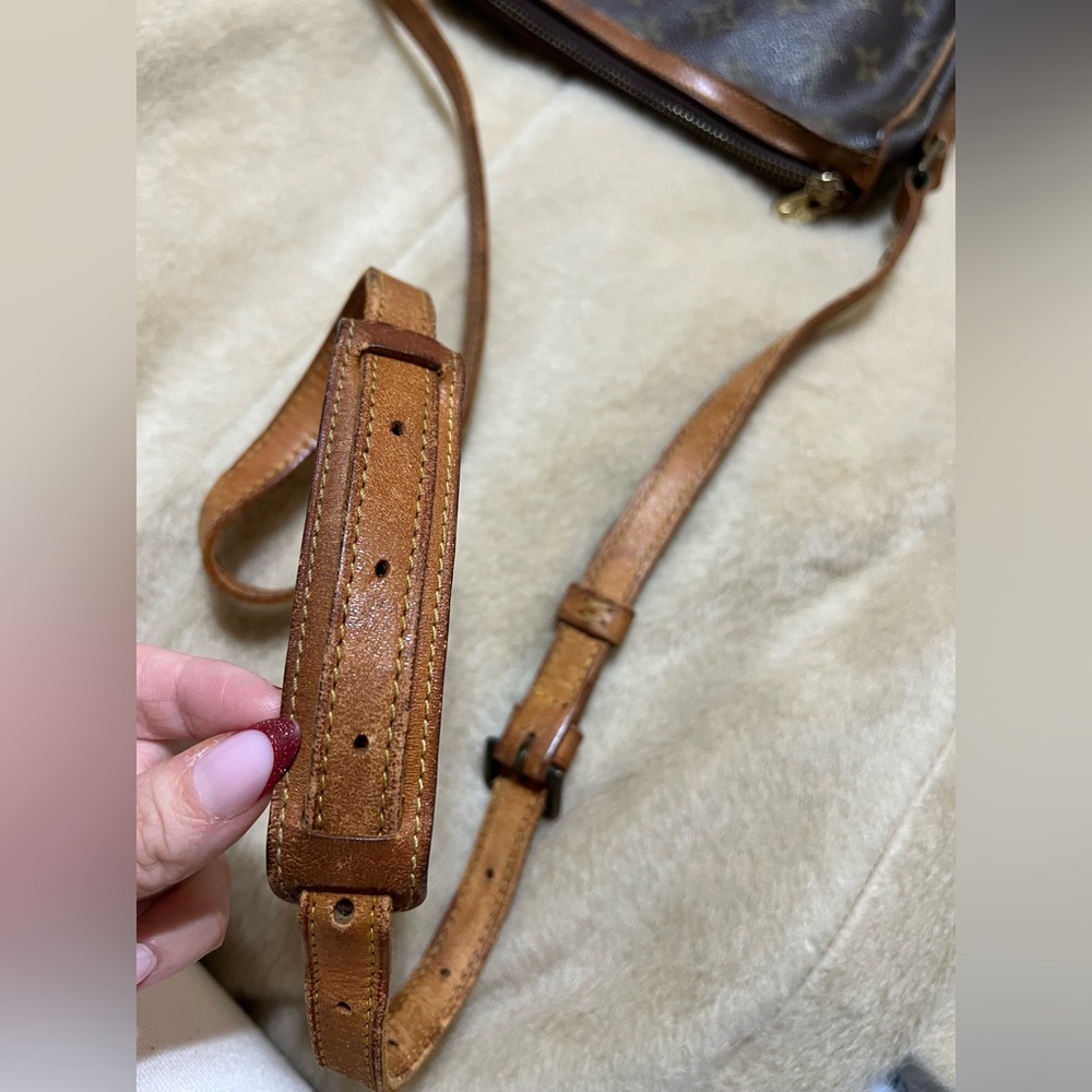 Louis Vuitton Monogram Tulle Lee - Picture 14 of 16